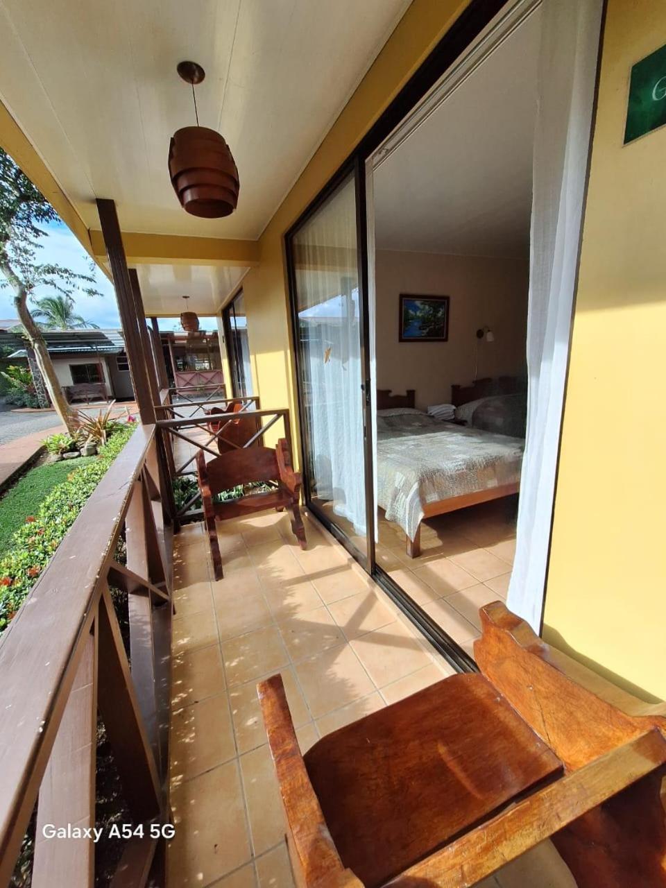 Iris Arenal Hotel La Fortuna Ngoại thất bức ảnh