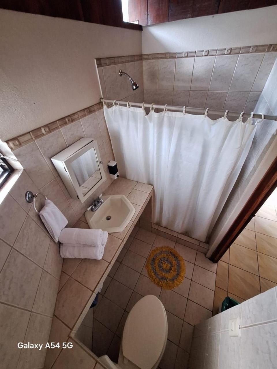 Iris Arenal Hotel La Fortuna Ngoại thất bức ảnh