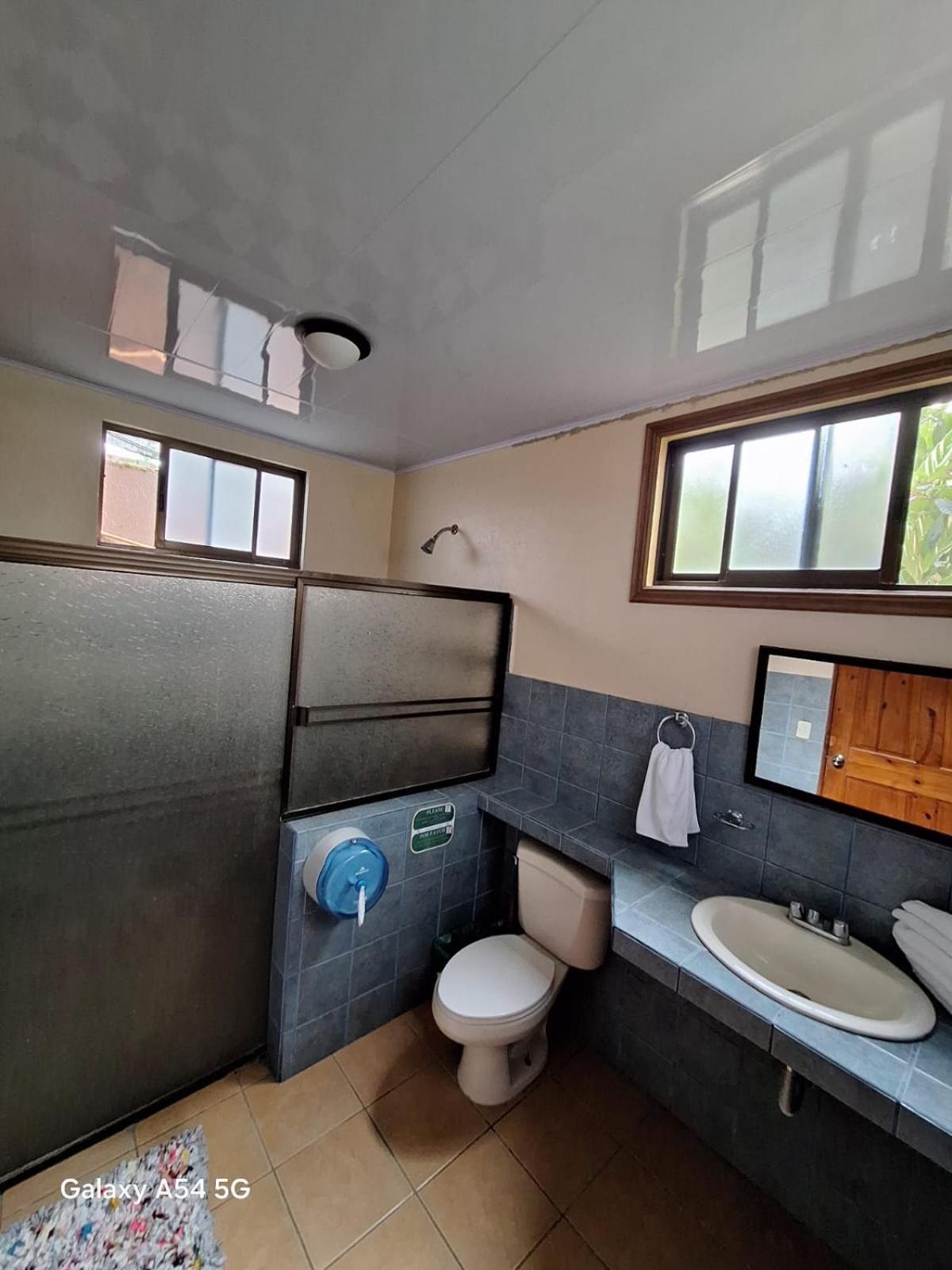 Iris Arenal Hotel La Fortuna Ngoại thất bức ảnh