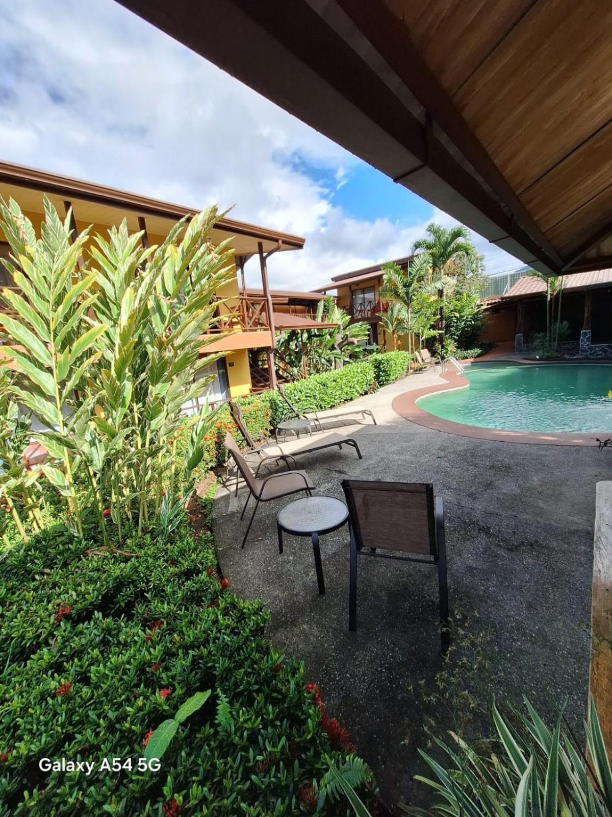 Iris Arenal Hotel La Fortuna Ngoại thất bức ảnh