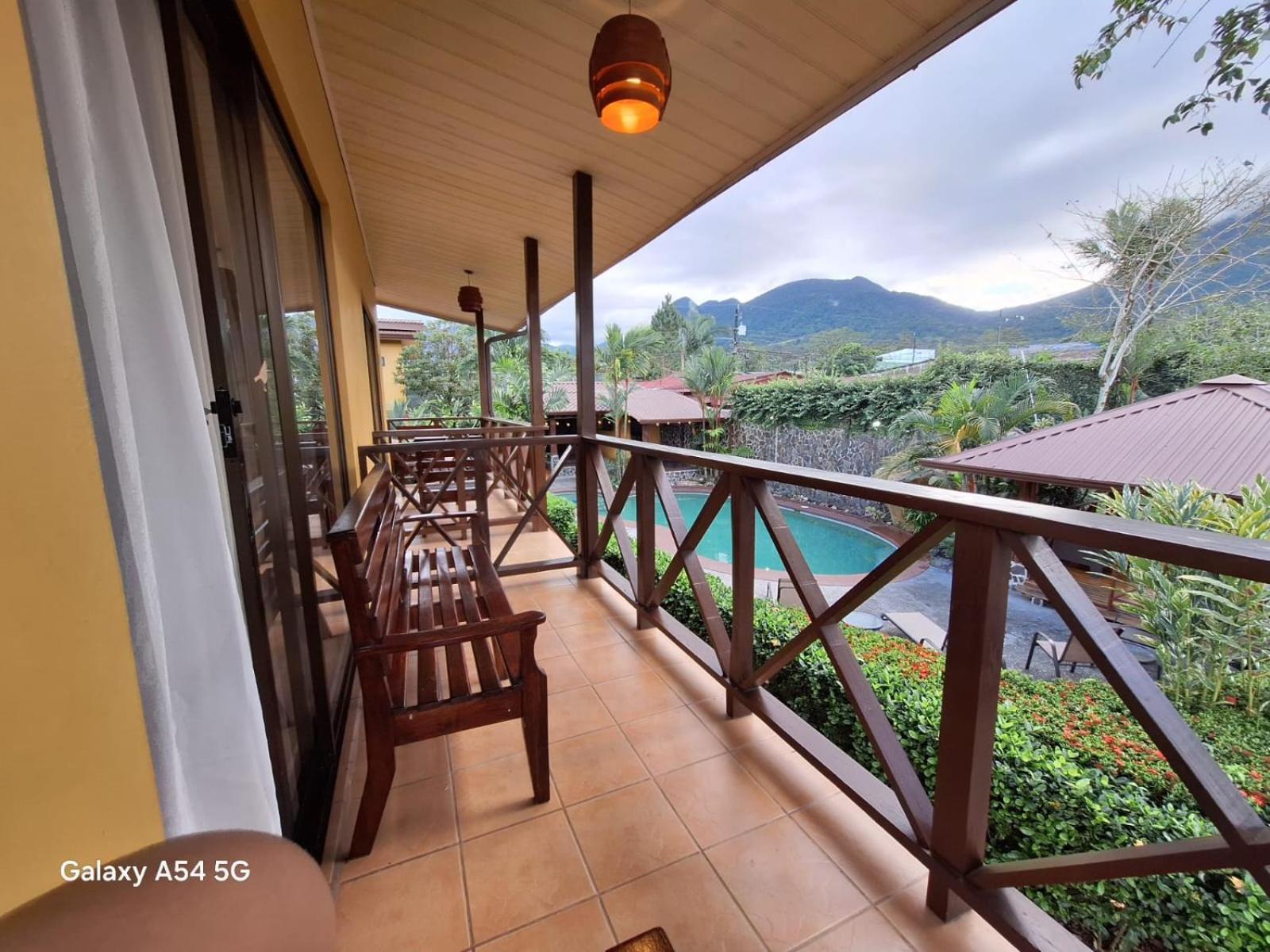 Iris Arenal Hotel La Fortuna Ngoại thất bức ảnh